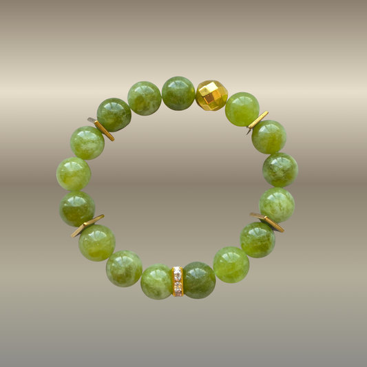 Peridotas, hematitas | Augimas, vidinis atsinaujinimas ir lengvumas